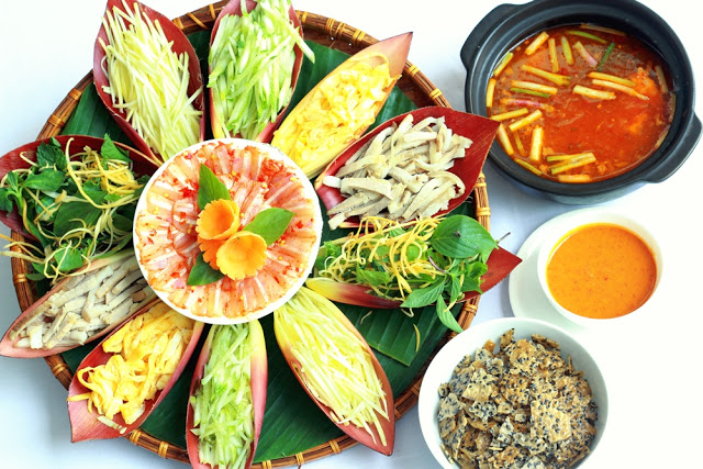 Coming to Phan Thiet, we can not ignore the specialties of the hot pot