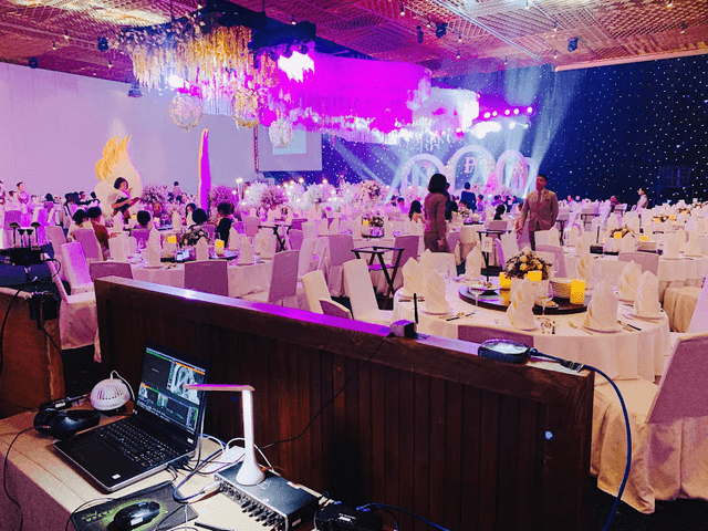 Kỹ thuật quay phim chụp ảnh phóng sự cưới và kỹ thuật quay phim hội nghị 7 Kỹ thuật quay phim chụp ảnh phóng sự cưới và kỹ thuật quay phim hội nghị