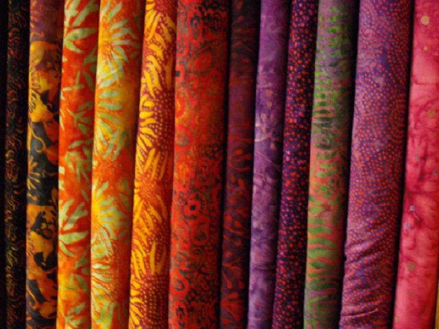 Băng keo trong dán thùng carton uy tín chất lượng 1 Băng keo trong dán thùng carton uy tín chất lượng